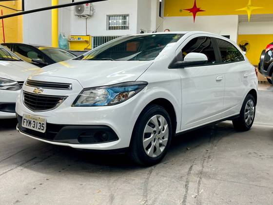 CHEVROLET ONIX 1.4 MPFI LT 8V FLEX 4P MANUAL CHEVROLET ONIX 1.4 MPFI LT 8V FLEX 4P MANUAL